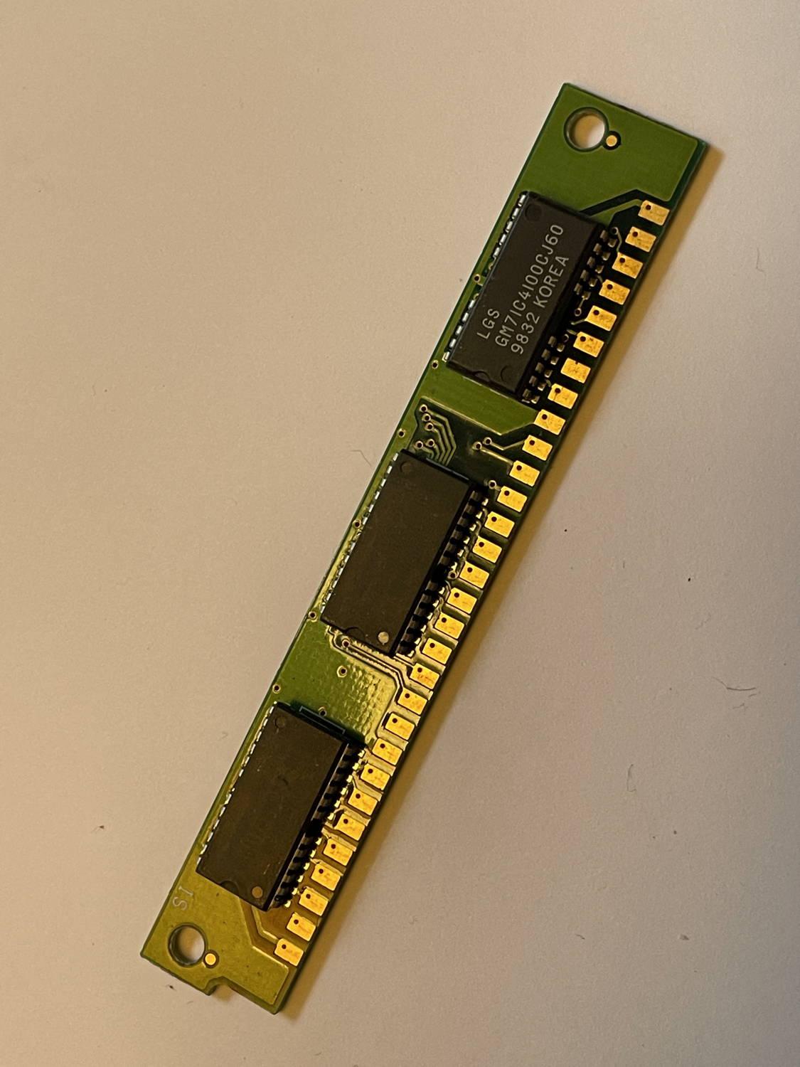 ein 2MB RAM-Riegel für Bustakt 60Mhz aus den Zeiten von Windows 3